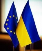 Лукашенко: "Мы должны считаться с выбором Украины и искать пути сотрудничества"