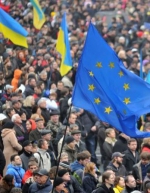 Грузинский парламент и Саакашвили выразили поддержку Евромайдану (фото, видео)