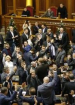 Народные депутаты и дальше покидают ряды Партии регионов