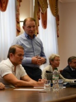 Трехсторонняя группа поговорила с боевиками в "Скайпе"