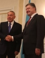 Порошенко договорился с Назарбаевым о военном сотрудничестве