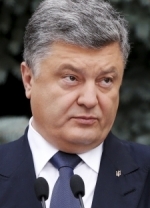 Порошенко: закон о реструктуризации валютных кредитов ведет к тотальному коллапсу банковской системы