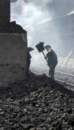 Авдеевский коксохимический завод опять обстреляли