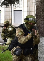 Нацполиция в Донецкой области провела масштабные учения (фото, видео)