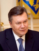 Янукович провел встречу с однопартийцами по "Скайпу"