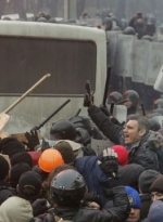 Мобильные операторы отслеживают участников акций протеста (фото)