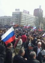 Участники пророссийского митинга в Харькове попросили Путина ввести войска (фото, видео)