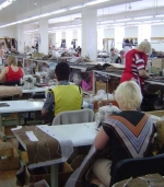 Кремль переоденет россиян во все российское