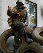 Часть террористов готова сдать оружие, но такие попытки подавляются