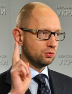 Порошенко устраивает Премьер-министр Яценюк