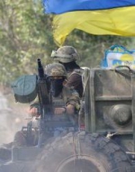 На границе с Россией продолжается бой. Боевики применяют тяжелую артиллерию