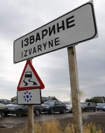 На Донбасс через Изварино зашло 12 БМП и 54 грузовика с боеприпасами