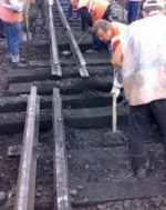 На Донецкой железной дороге снова подорвали несколько участков