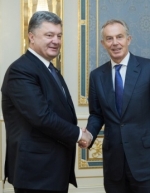 Порошенко попросил Блэра помочь с реформами (фото)