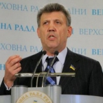 Кивалов хочет, чтобы судьи пожизненно носили оружие