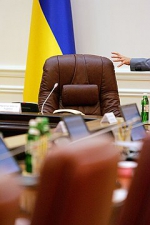 Эксперты называют новых претендентов на место Азарова</a>