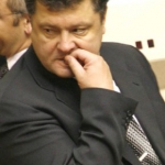 Порошенко мечется между депутатством и министерским креслом</a>