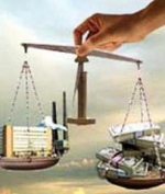 У Азарова ищут объекты для приватизации