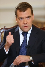 Медведев не собирается общаться с Яценюком, потому что "правительство нелегитимное"