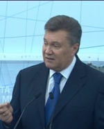 Янукович на YES не смог выговорить фамилию президента Литвы (видео)