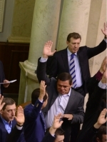 По мажоритарке в Раду попадают примерно 70 депутатов, которые голосовали за "диктаторские" законы