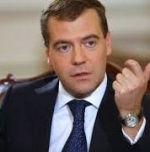 Экономика России понесла значительные убытки из-за санкций Запада - Медведев