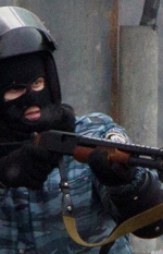 Две женщины травмированы резиновыми пулями