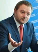 Суд обязал восстановить в должности пойманного на взятке в 600 тысяч гривень экс-главу Госслужбы занятости