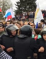 В Санкт-Петербурге задержали около 150 участников антикоррупционного митинга (видео)