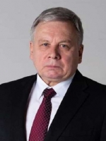 Таран подал в отставку с должности министра обороны
