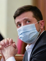 Зеленский зарегистрировал законы об "экономическом паспорте"