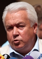 Олейник признал, что Захарченко должен ответить