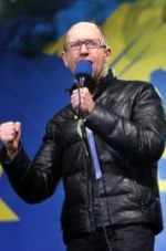 Арсений Яценюк взялся за работу по урегулированию ситуации в Крыму