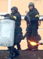 Новое видео расстрелов "майдановцев": Аброськин совершил не менее 10 выстрелов (ВИДЕО)