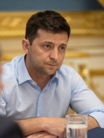 Зеленский хочет, чтобы ограничения олигархов распространялись и за границей