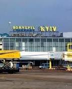 Эвакуационными рейсами вернулись из-за границы еще более 580 украинцев