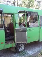 Осколки снаряда попали в мирное население в Луганске. Есть жертвы