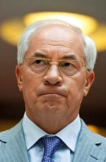 Николай Азаров обвиняет во всем журналистов