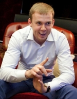 Печерский суд снял арест с нефти Курченко