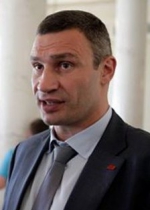 Кличко назвал безответственным решение Януковича ехать на Олимпиаду в Сочи