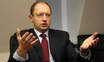 Яценюк описал Януковичу 3 пути, как поступить с Тимошенко