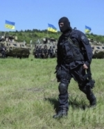 Военные укрепляют позиции вокруг Донецка