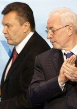 Виктор Янукович принял отставку премьера Николая Азарова