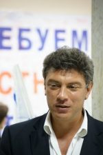 Российский оппозиционер призвал Меркель повлиять на Путина