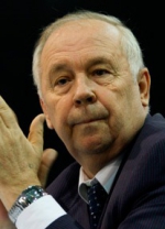 Спикер Верховной Рады Украины Владимир Рыбак подписал закон об отмене "диктатуры"