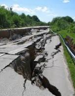 На Донбассе могут подорвать автодороги