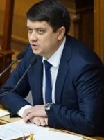 Разумков исключает остановку работы Рады из-за коронавируса у нардепа