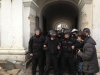 Побоище под Гостиным двором: Милиция "пакует" депутатов и активистов (+ ВИДЕО)