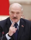 Лукашенко считает, что Беларусь от коронавируса защитит Господь, и планирует парад