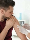 В Украине планируется вакцинировать 70% взрослых до конца года